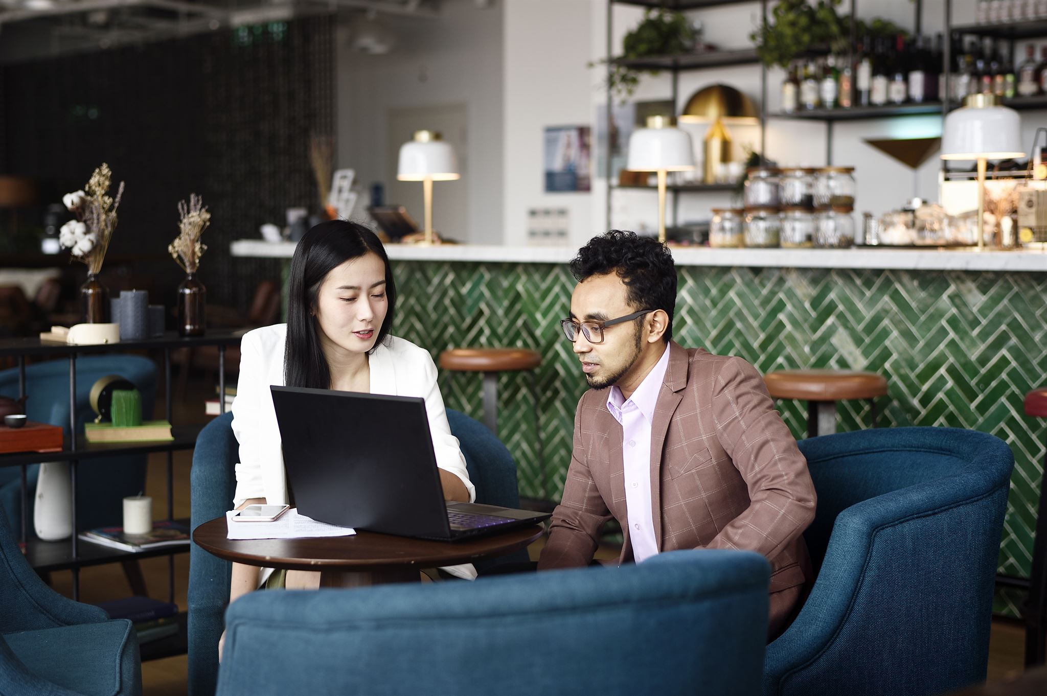 Adviser-talking-with-client