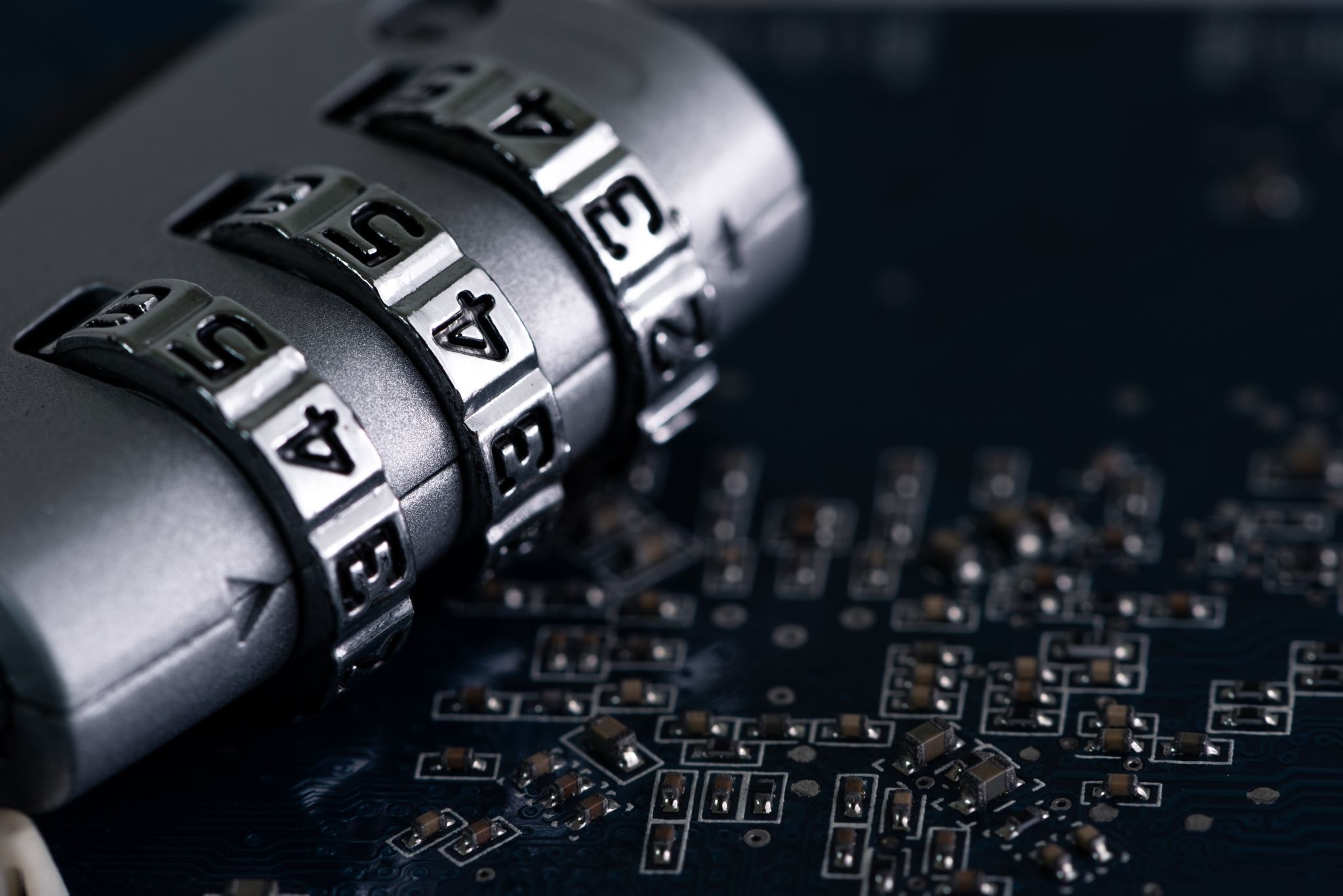 Padlock-on-computer-motherboard